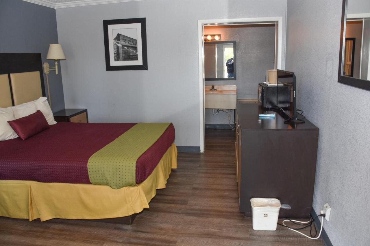Lake Marion Inn 샌티 외부 사진