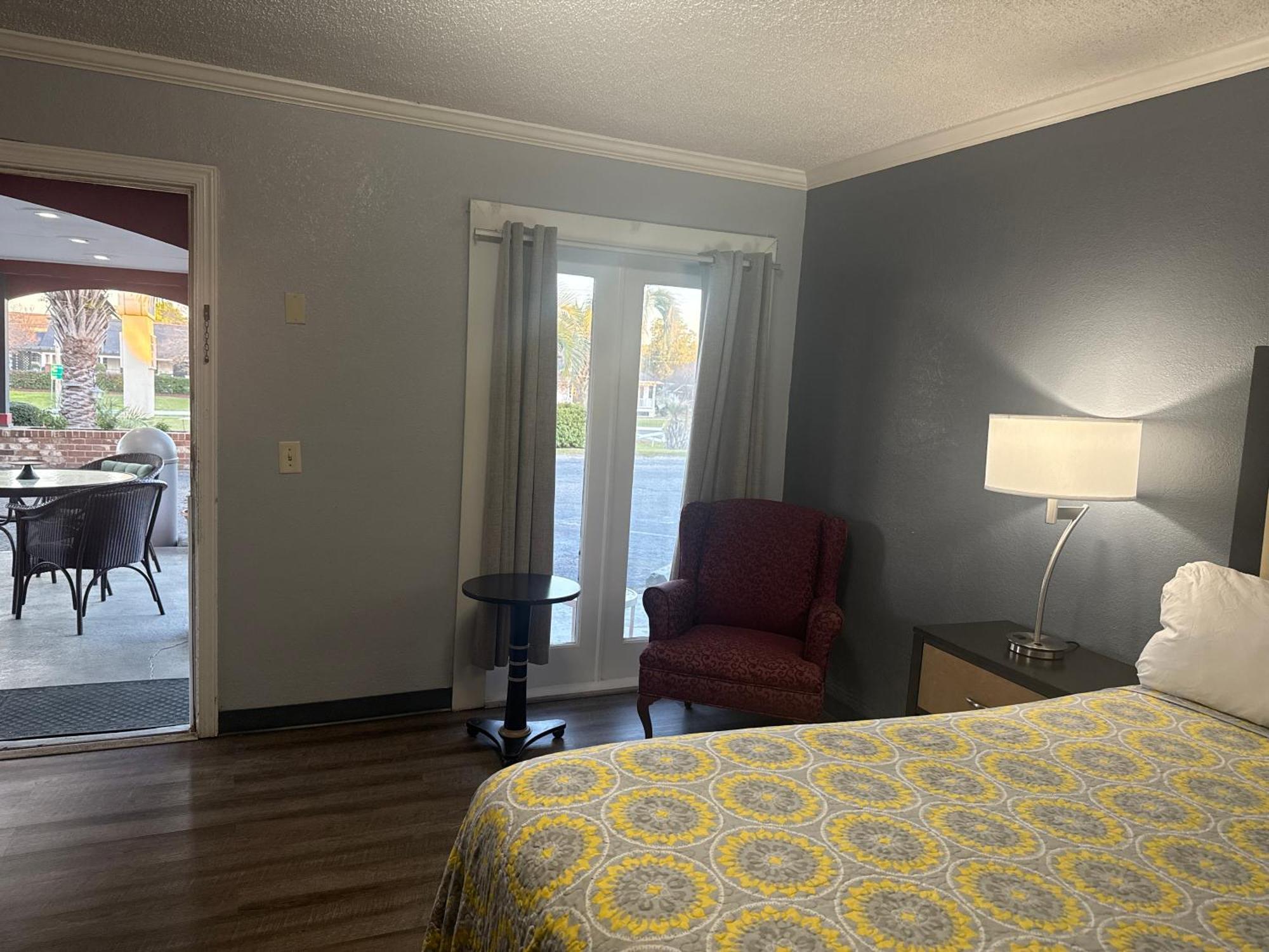 Lake Marion Inn 샌티 외부 사진
